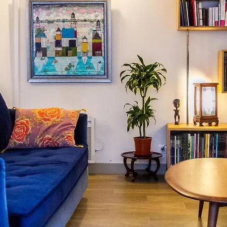 Apartment Exceptional 2 Bedroom In Paris