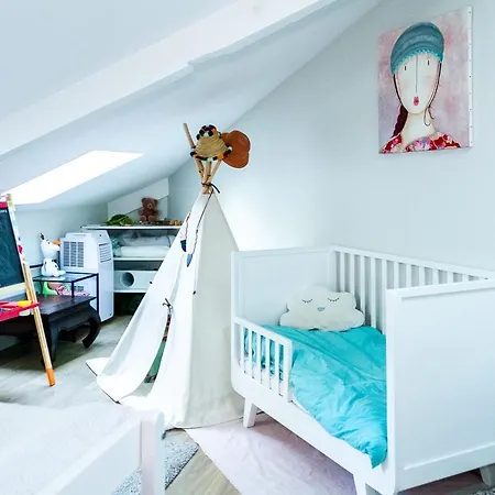 Exceptional 2 Bedroom In * Paris